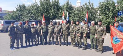Совершили автопробег по городу и возложили цветы к памятникам