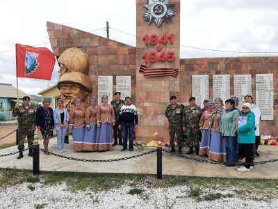 В с.Унэгэтэй Заиграевского района р.Бурятия зажглась Звезда — символ Вечного огня