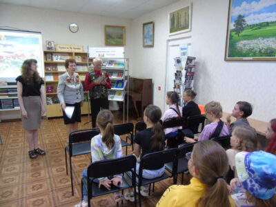 Дети внимательно слушали и задавали вопросы ветеранам
